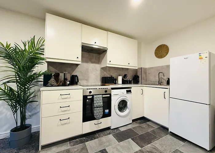 Appartement Spacious 2 Bed Flat Free Private Parking *